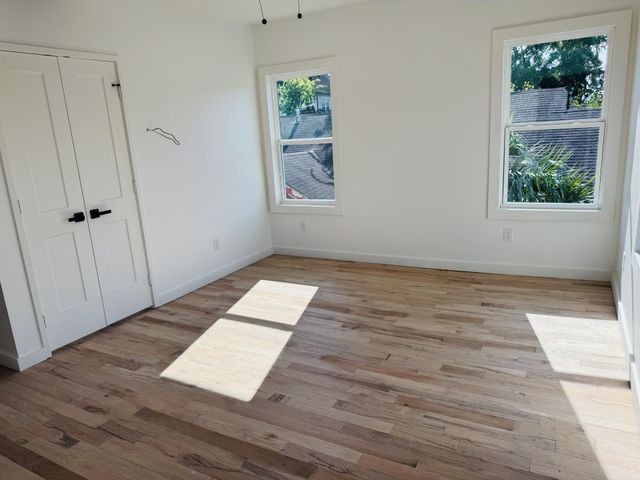 1235 W Gray Street 2, Houston, TX 77019