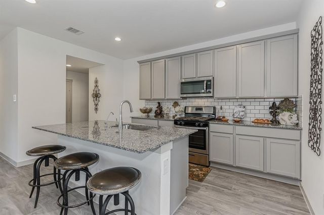 1522 Truckee River Drive, Iowa Colony, TX 77583