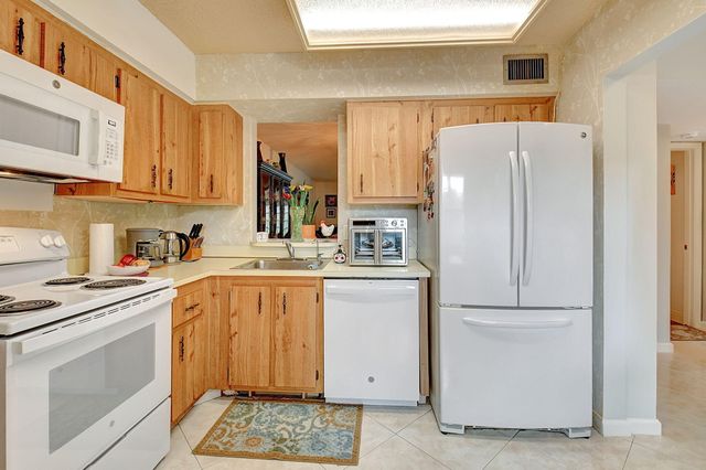 14773 Cumberland Drive 102 D, Delray Beach, FL 33446