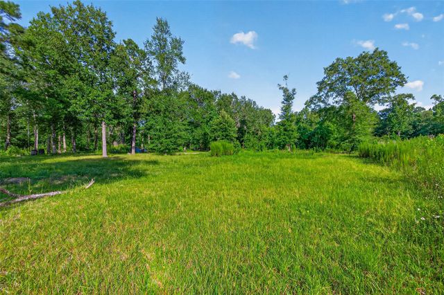 414 Road 5268, Cleveland, TX 77327