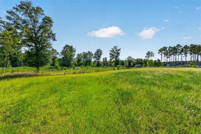 414 Road 5268, Cleveland, TX 77327