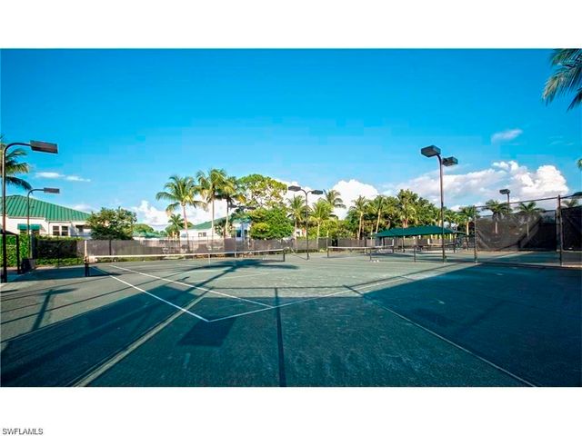 425 Cove Tower DR # 1601, Naples, FL 34110