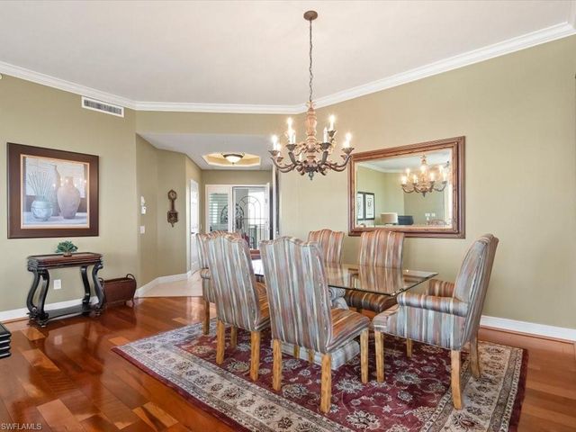 425 Cove Tower DR # 1601, Naples, FL 34110