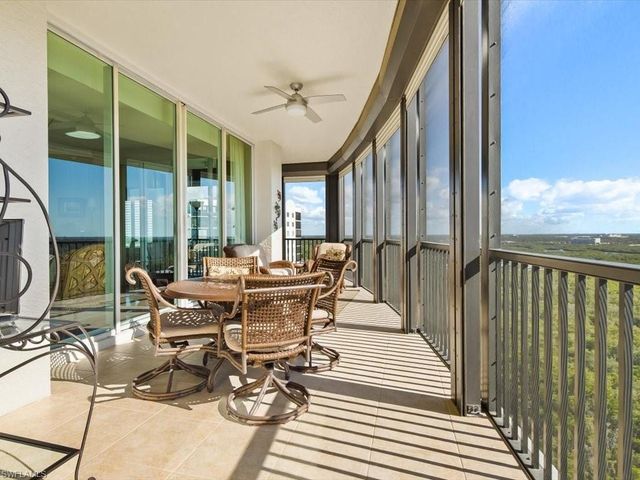 425 Cove Tower DR # 1601, Naples, FL 34110