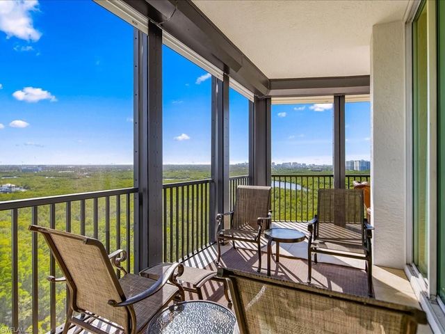 425 Cove Tower DR # 1601, Naples, FL 34110
