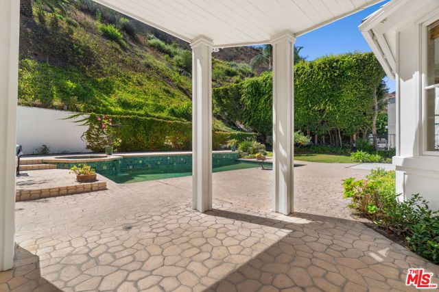 1481 Bienveneda Avenue, Pacific Palisades (los Angeles), CA 90272
