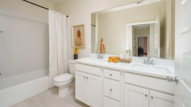 10922 Admiral Cove Way, Stockton, CA 95219