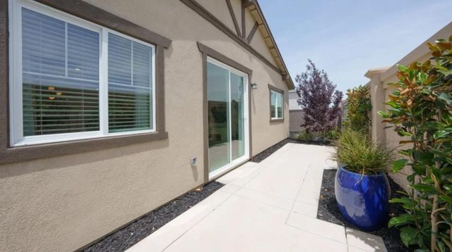 10922 Admiral Cove Way, Stockton, CA 95219