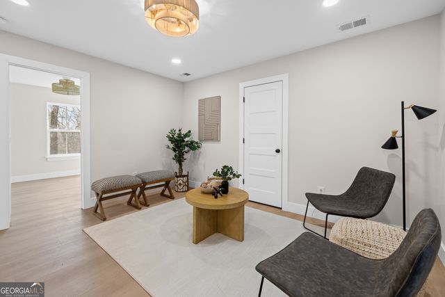 322 Oconee, Westminster, SC 29693