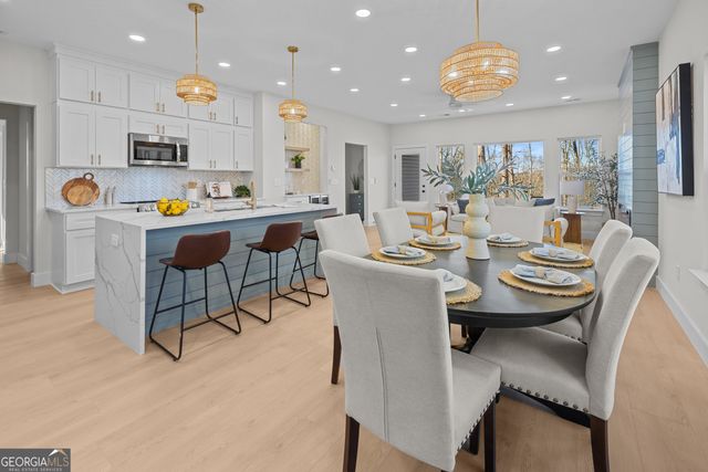 322 Oconee, Westminster, SC 29693