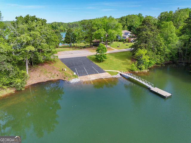 322 Oconee, Westminster, SC 29693
