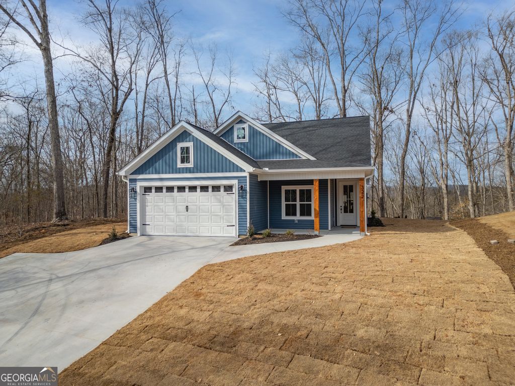 322 Oconee, Westminster, SC 29693