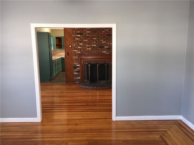 158 Slater Park Avenue 1, Pawtucket, RI 02861