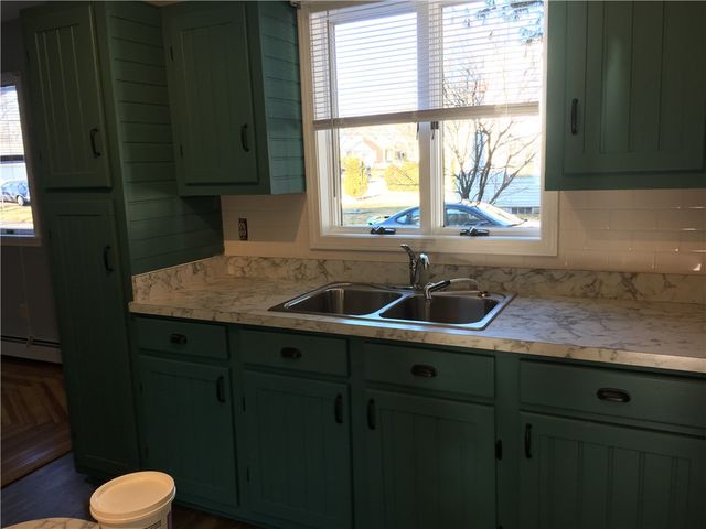 158 Slater Park Avenue 1, Pawtucket, RI 02861