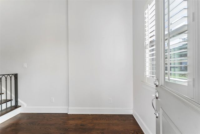 247 Green Boulevard, Shenandoah, TX 77384