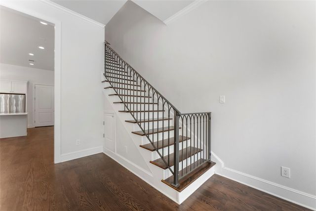 247 Green Boulevard, Shenandoah, TX 77384