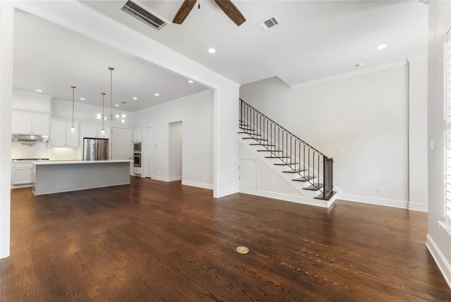 247 Green Boulevard, Shenandoah, TX 77384