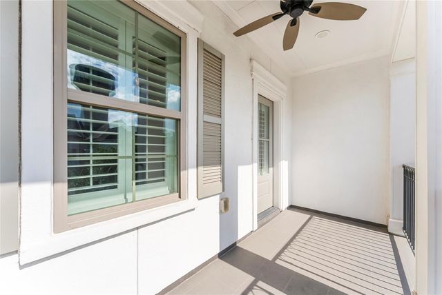247 Green Boulevard, Shenandoah, TX 77384