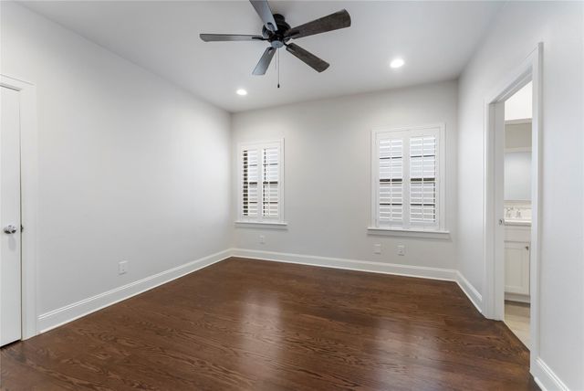 247 Green Boulevard, Shenandoah, TX 77384