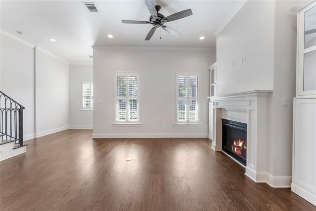 247 Green Boulevard, Shenandoah, TX 77384