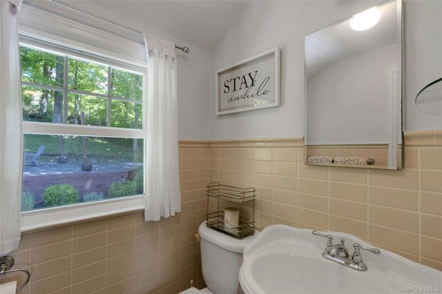 7 Hays Hill Road, Pleasantville, NY 10570
