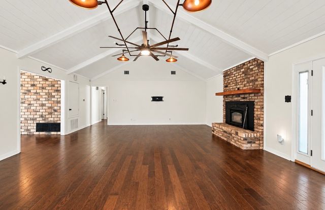 8152 S Lakeshore Drive, Shreveport, LA 71119