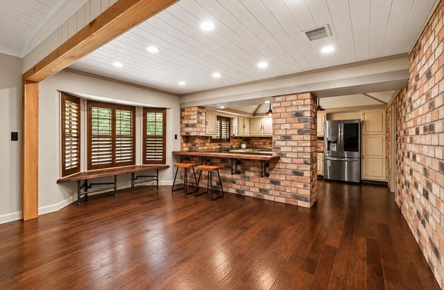 8152 S Lakeshore Drive, Shreveport, LA 71119