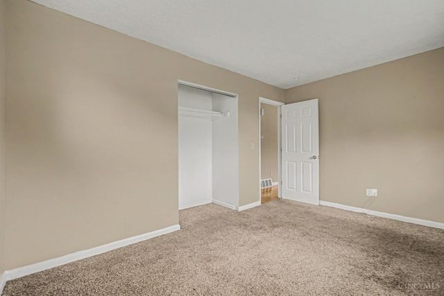 10253 Jasmine Court, Woodlawn, OH 45215