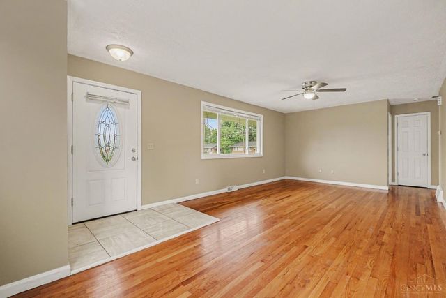 10253 Jasmine Court, Woodlawn, OH 45215