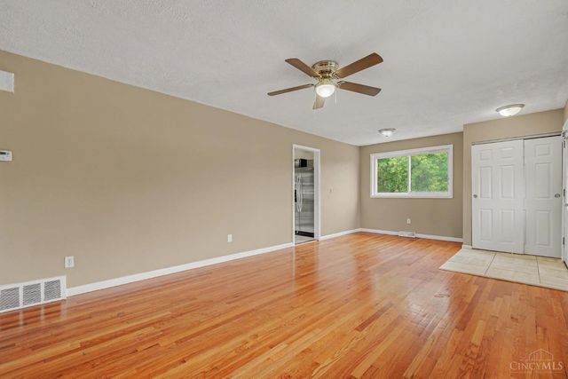 10253 Jasmine Court, Woodlawn, OH 45215