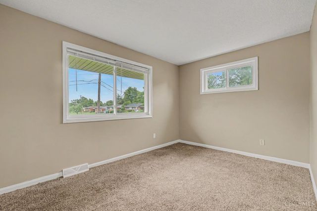 10253 Jasmine Court, Woodlawn, OH 45215