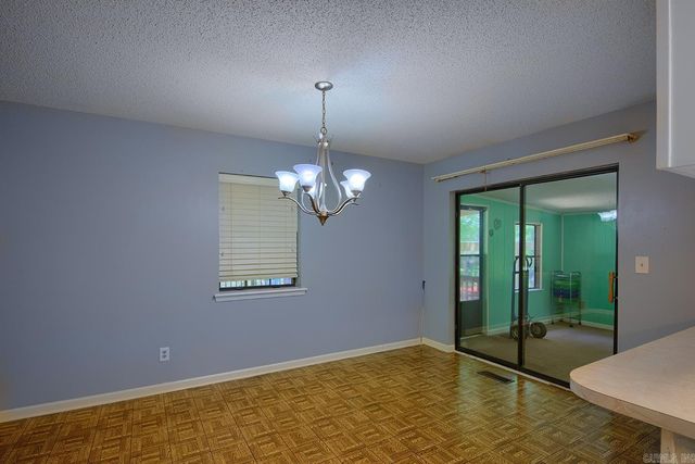 914 Thelma Street, Benton, AR 72015