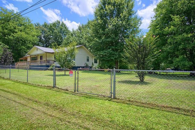 914 Thelma Street, Benton, AR 72015