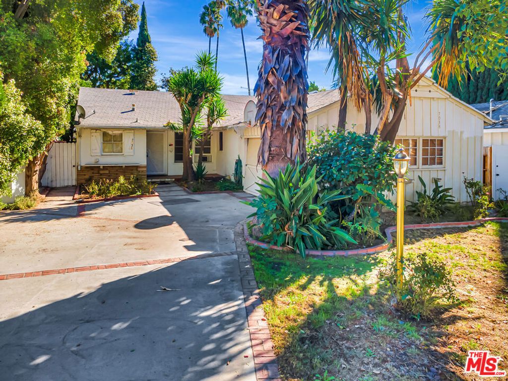 7038 Mclennan Avenue, Van Nuys, CA 91406