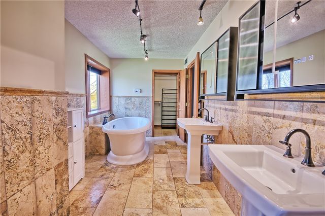 8711 Nicole Lane, Clearcreek Twp, OH 45066