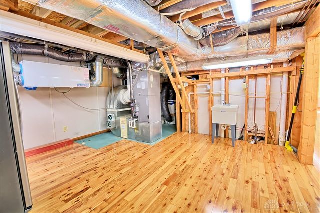 8711 Nicole Lane, Clearcreek Twp, OH 45066