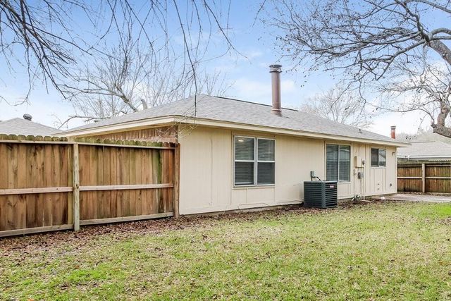 1206 Cable Way, Crosby, TX 77532