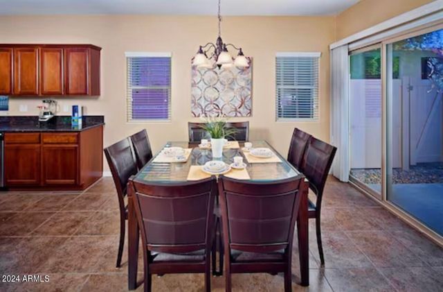 5336 W Molly Lane, Phoenix, AZ 85083