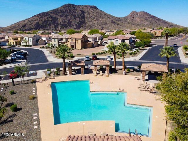 5336 W Molly Lane, Phoenix, AZ 85083