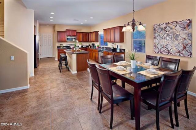 5336 W Molly Lane, Phoenix, AZ 85083