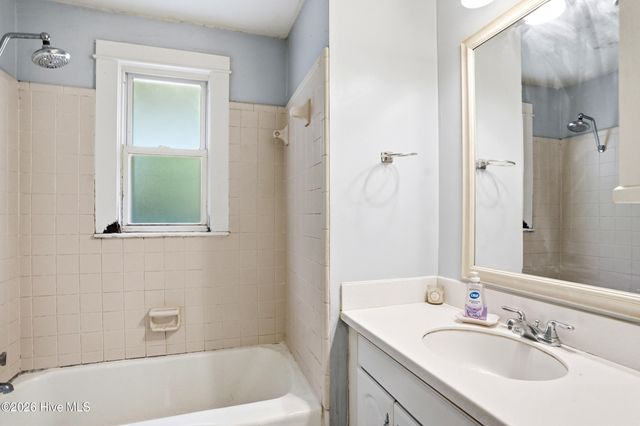 4129 Lake Avenue, Wilmington, NC 28403