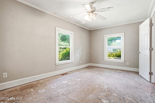 4129 Lake Avenue, Wilmington, NC 28403