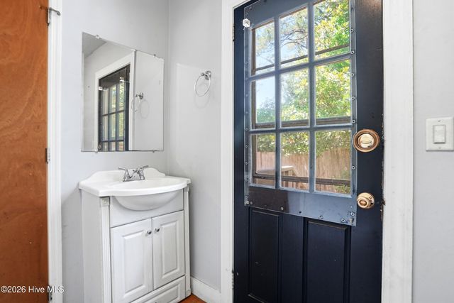 4129 Lake Avenue, Wilmington, NC 28403