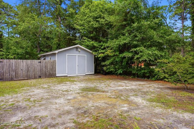 4129 Lake Avenue, Wilmington, NC 28403