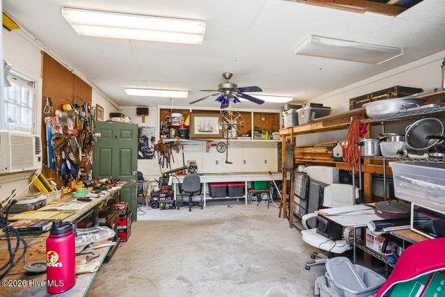 4129 Lake Avenue, Wilmington, NC 28403