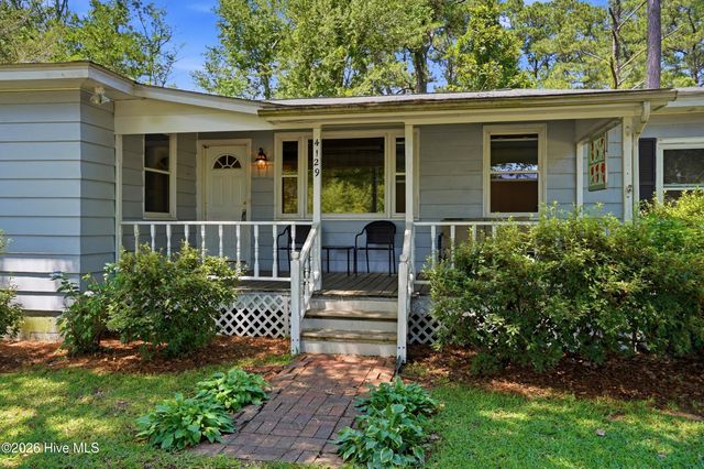 4129 Lake Avenue, Wilmington, NC 28403
