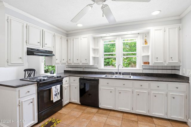 4129 Lake Avenue, Wilmington, NC 28403