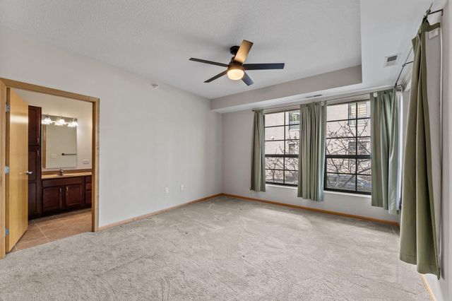 825 Berry Street 103, Saint Paul, MN 55114