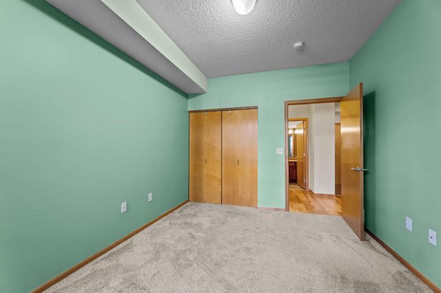 825 Berry Street 103, Saint Paul, MN 55114