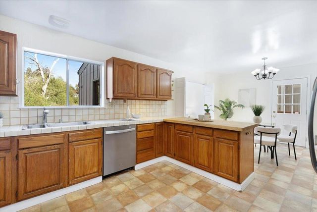 318 Lee Street, Santa Cruz, CA 95060